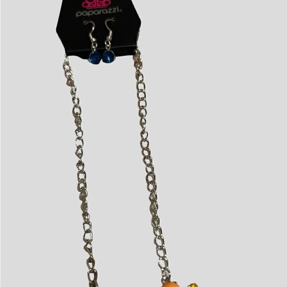 NWT multi colored Paparazzi necklace - Picture 6 of 7